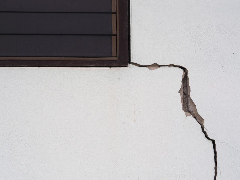 Foundation Crack Repair in Crestwood, KY